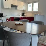Perina Apartamento Tisno