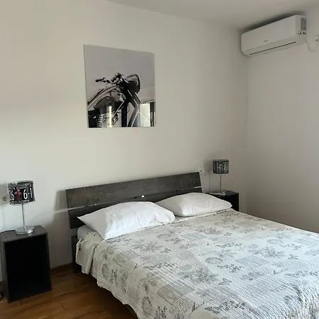 Perina Apartment *