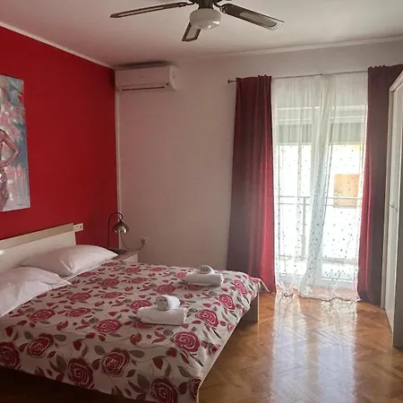 Apartment Perina Tisno